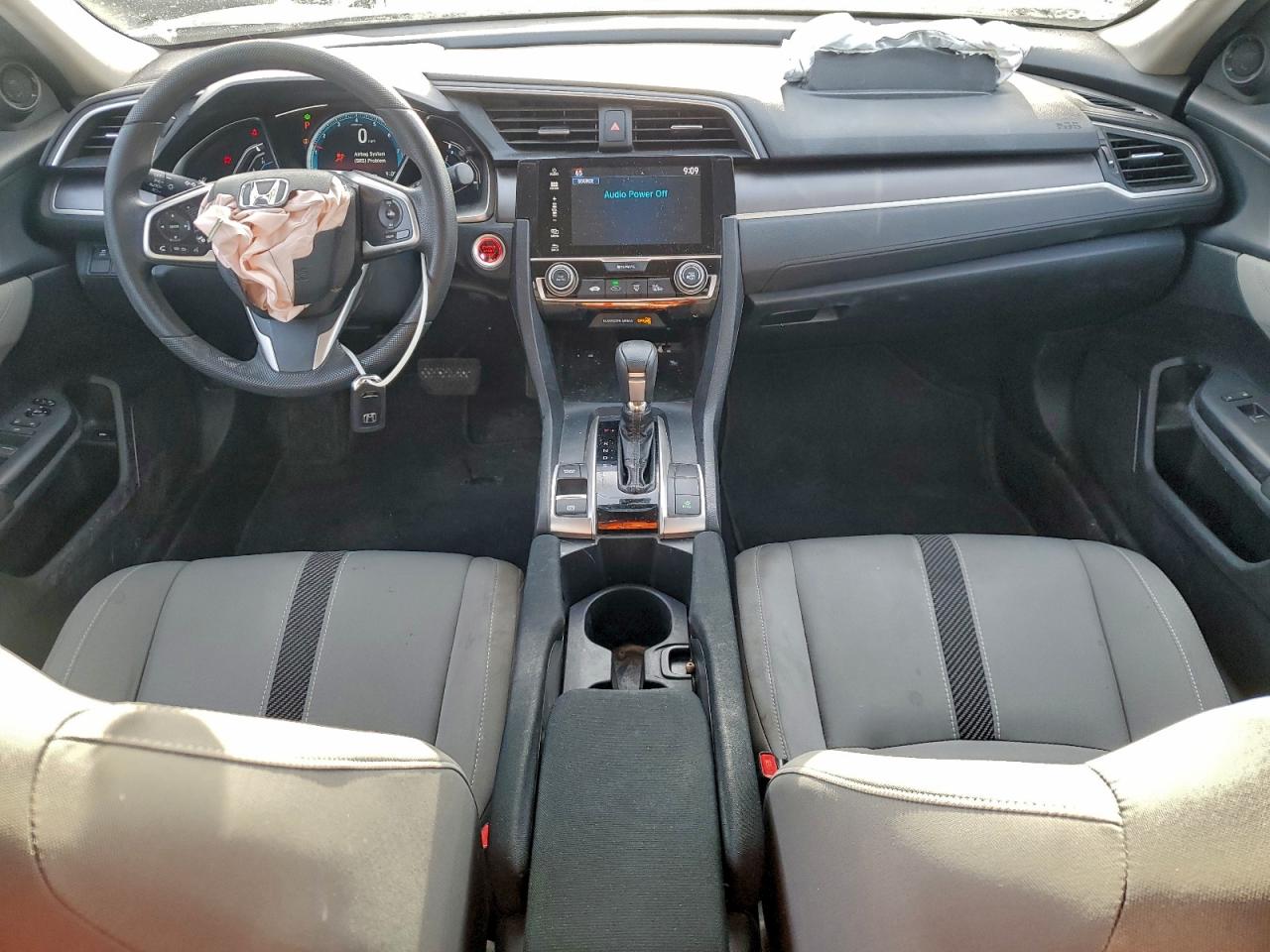2017 HONDA CIVIC EX photo 8