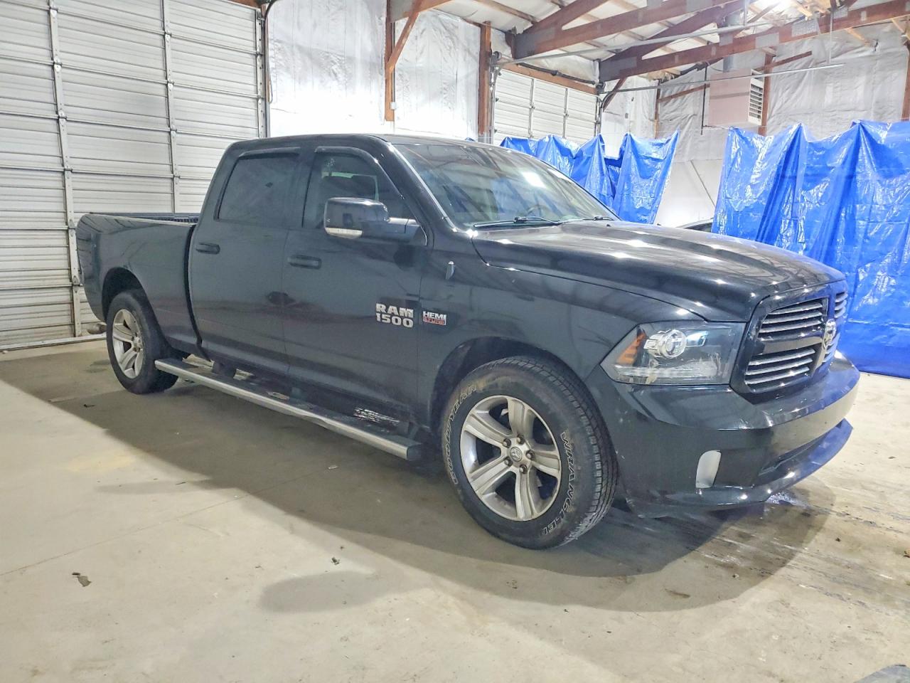 2016 RAM 1500 SPORT photo 4