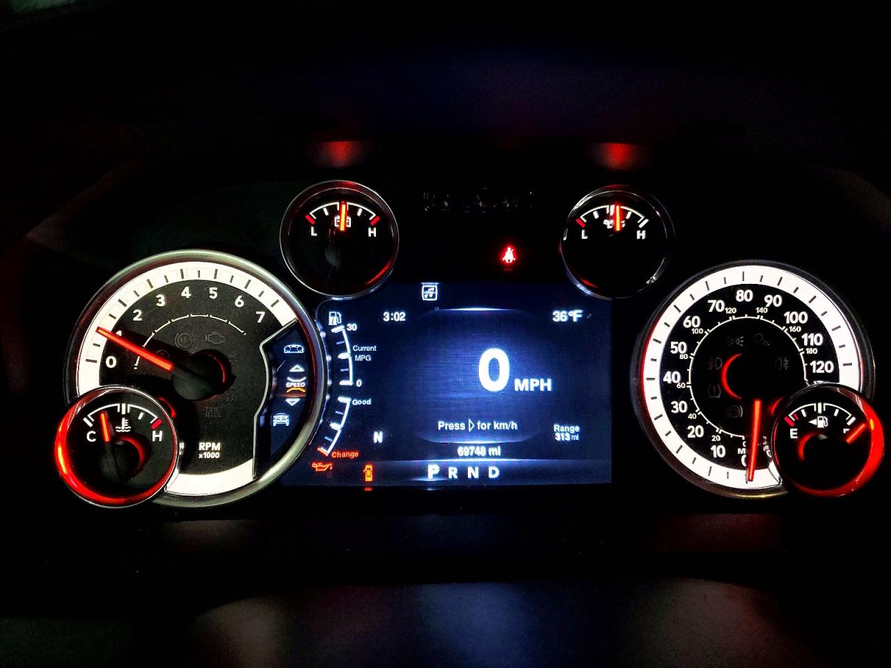 2016 RAM 1500 SPORT photo 9