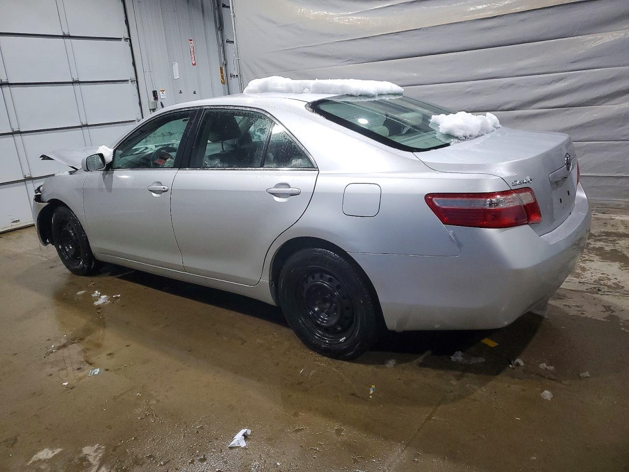 2009 TOYOTA CAMRY BASE photo 2