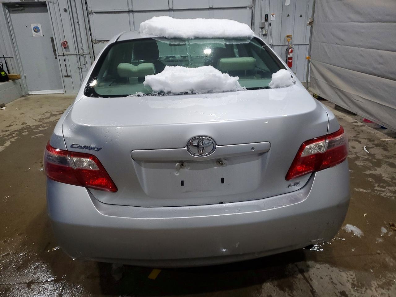 2009 TOYOTA CAMRY BASE photo 6