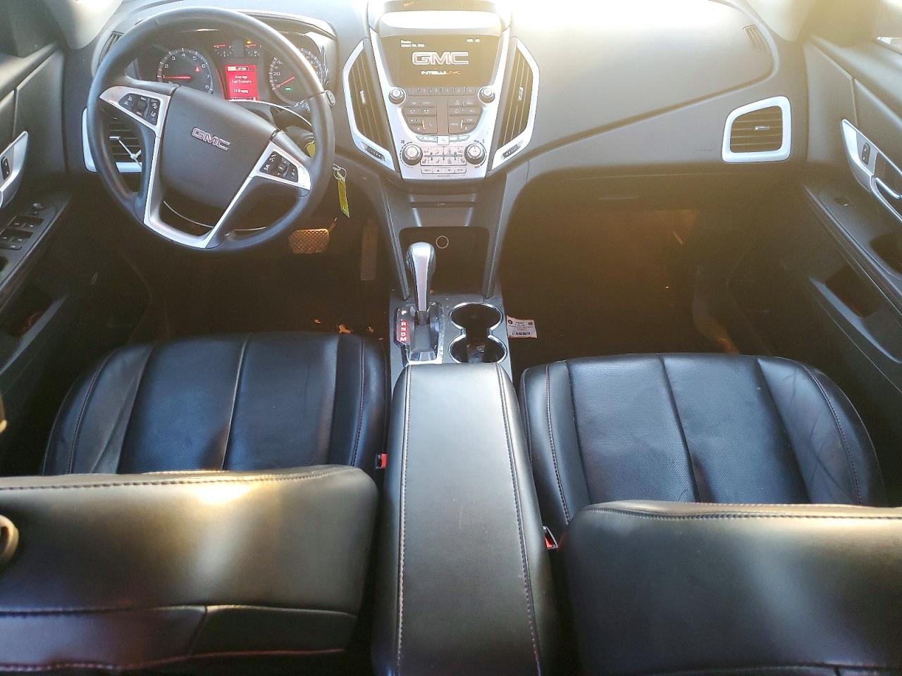 2015 GMC TERRAIN SLT photo 8