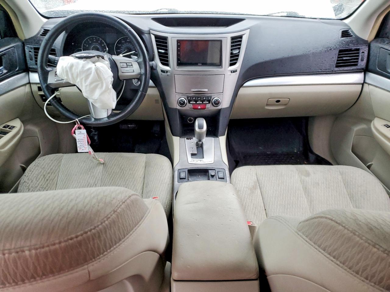 2010 SUBARU OUTBACK 2.5I PREMIUM photo 8