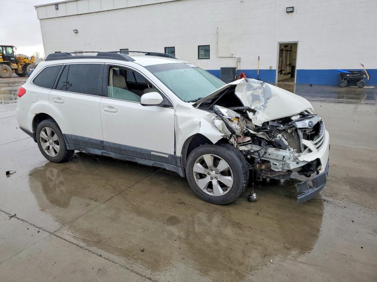 2010 SUBARU OUTBACK 2.5I PREMIUM photo 4