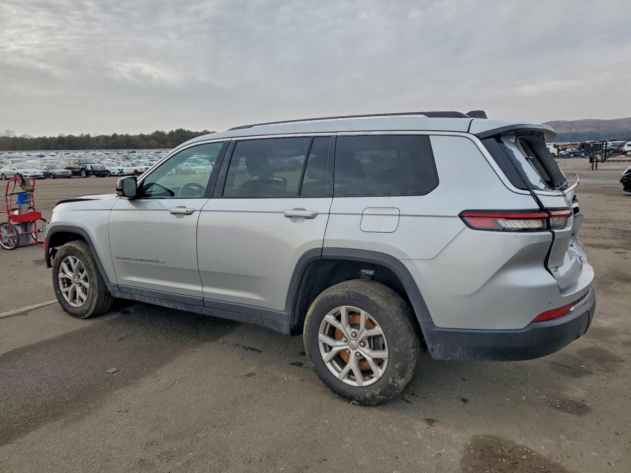 2022 JEEP GRAND CHEROKEE L LIMITED photo 2