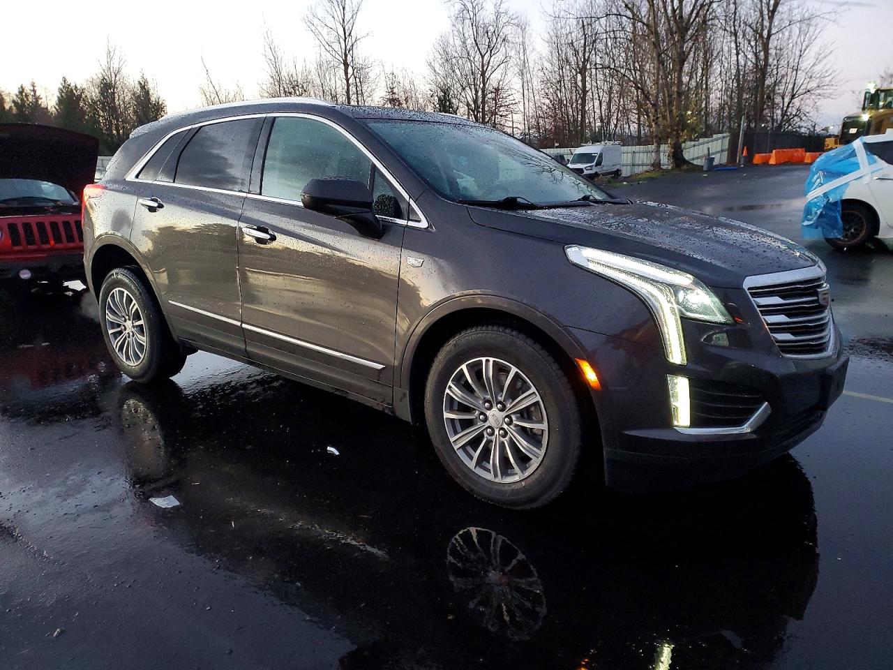 2017 CADILLAC XT5 LUXURY photo 4