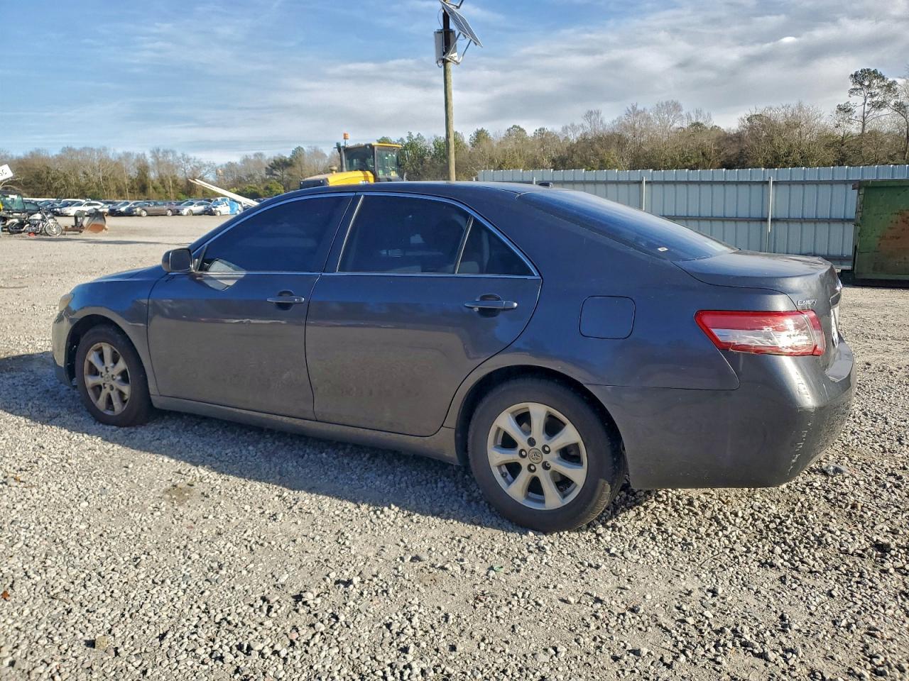 2011 TOYOTA CAMRY BASE photo 2