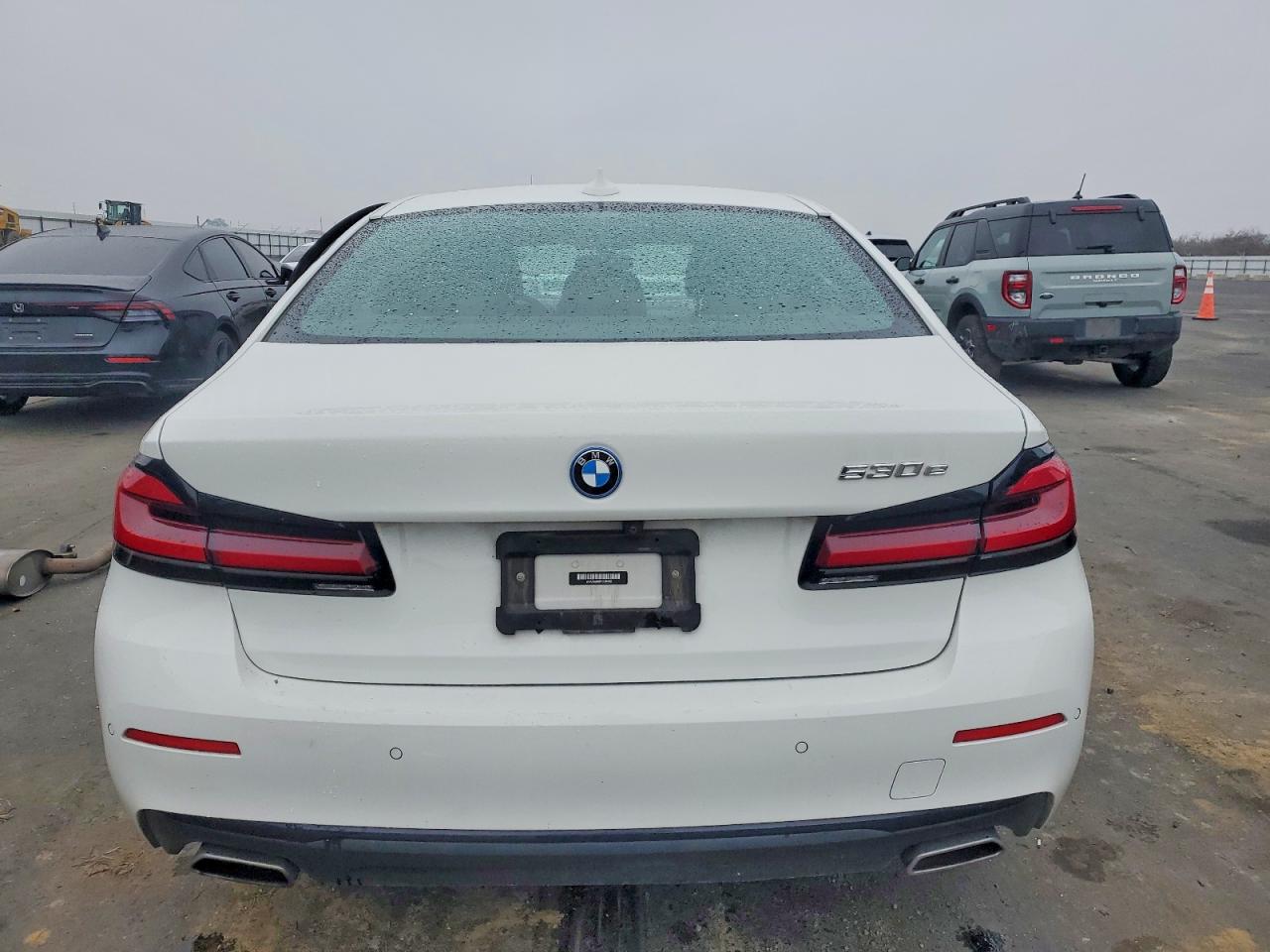 2023 BMW 530E photo 6