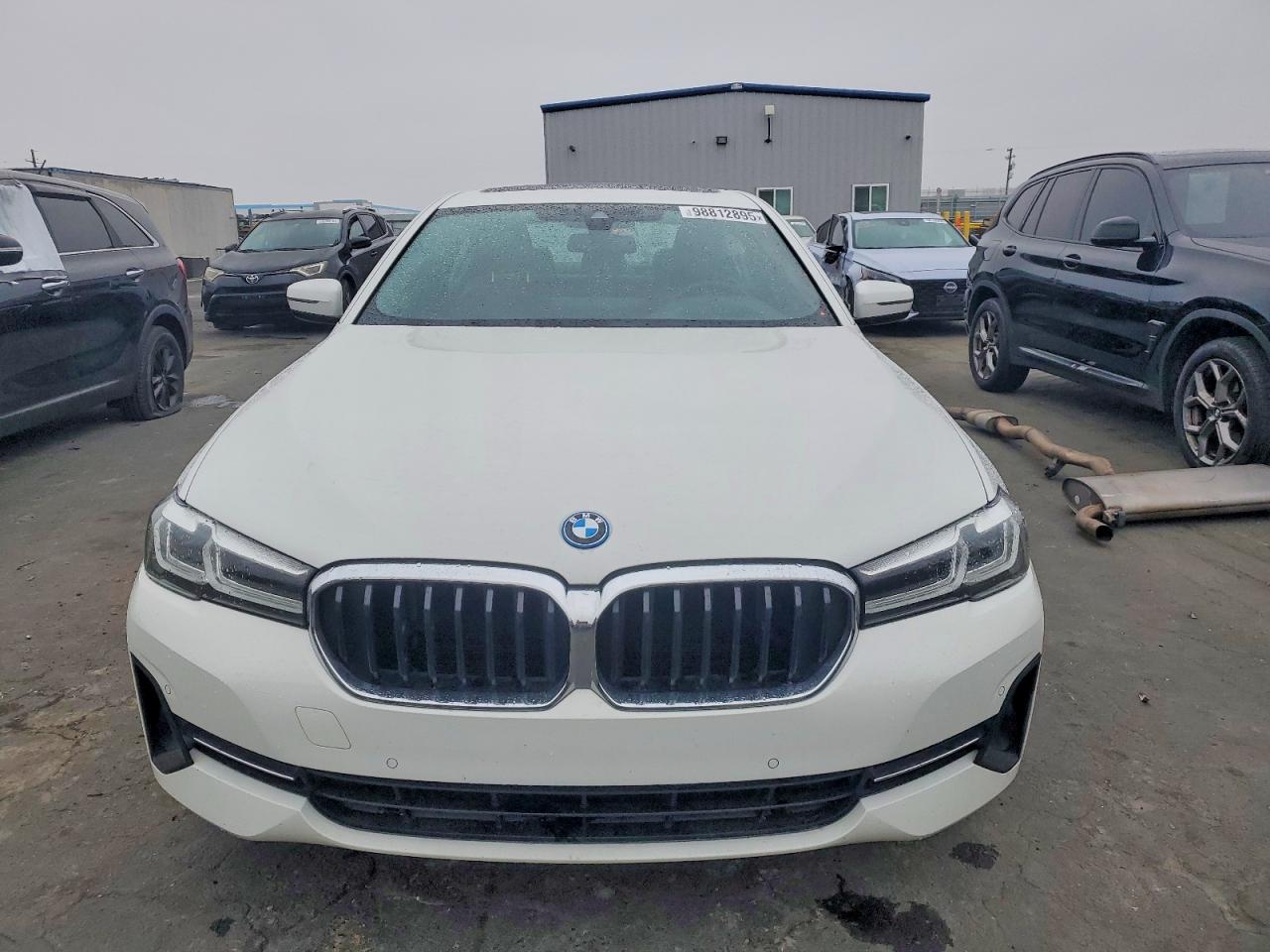2023 BMW 530E photo 5