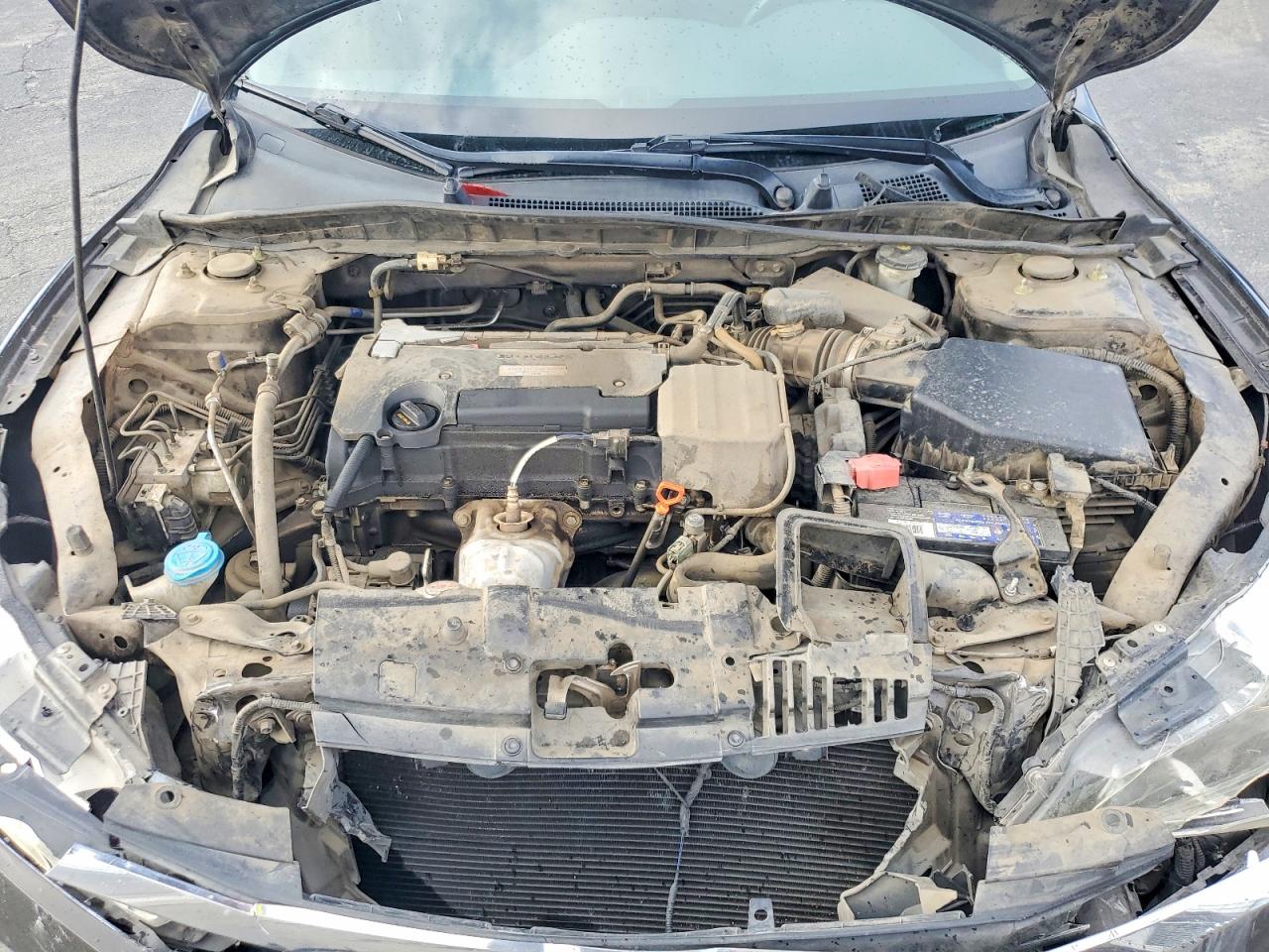 2017 HONDA ACCORD LX photo 11