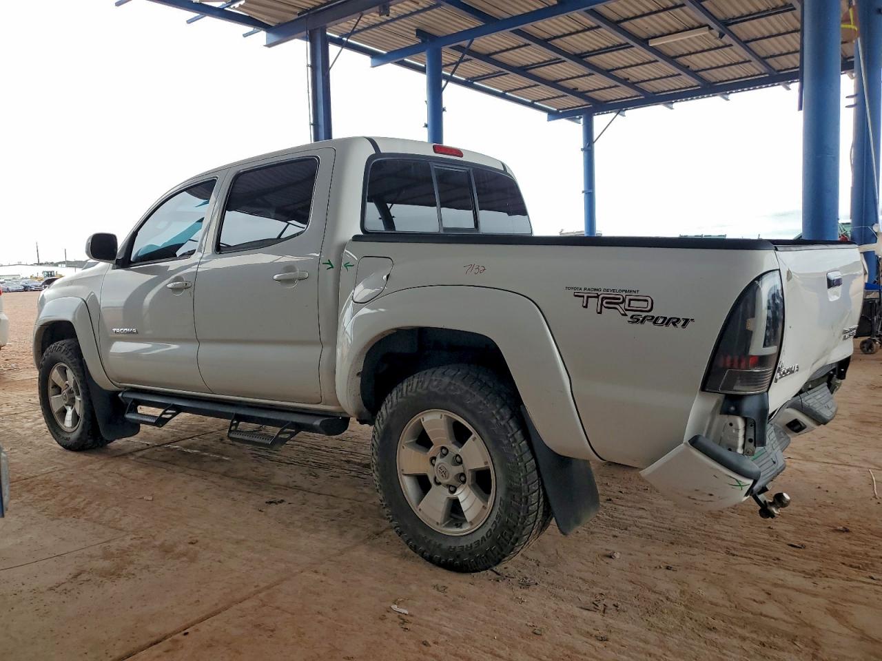 2009 TOYOTA TACOMA DOUBLE CAB PRERUNNER photo 2