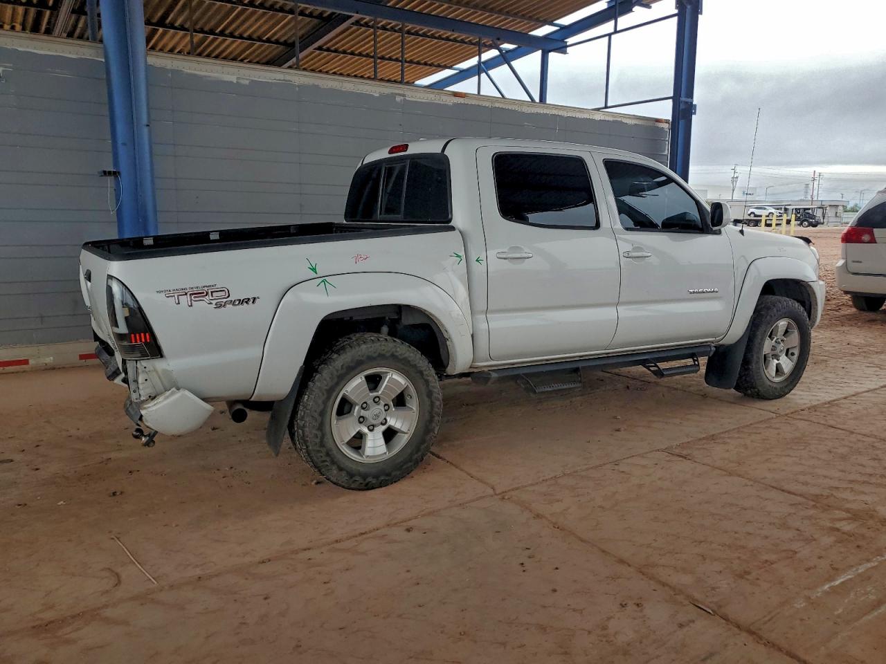 2009 TOYOTA TACOMA DOUBLE CAB PRERUNNER photo 3