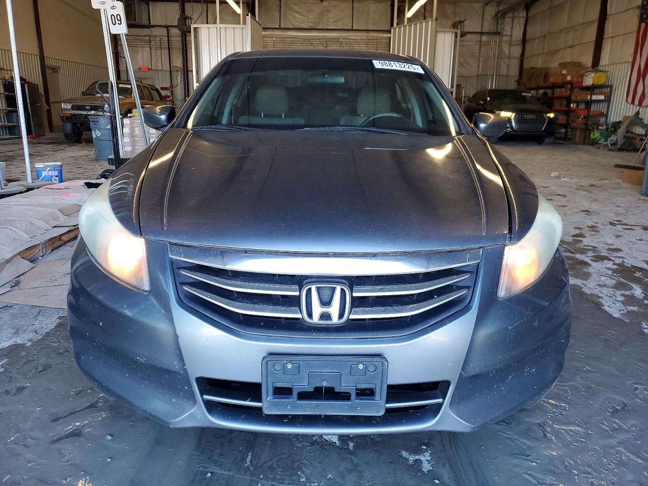 2011 HONDA ACCORD LX photo 5