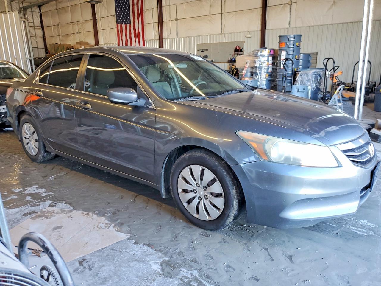 2011 HONDA ACCORD LX photo 4