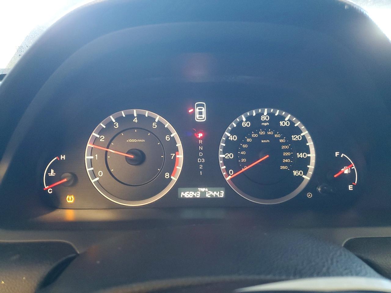 2011 HONDA ACCORD LX photo 9