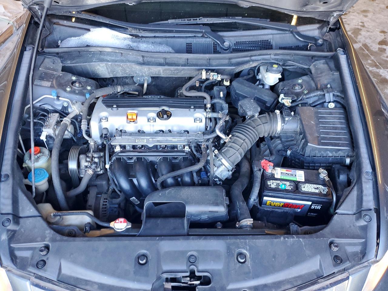 2011 HONDA ACCORD LX photo 11