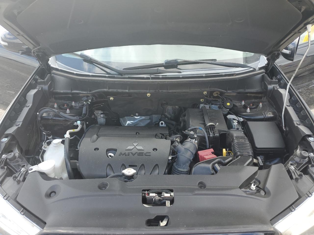 2017 MITSUBISHI OUTLANDER SPORT ES photo 12