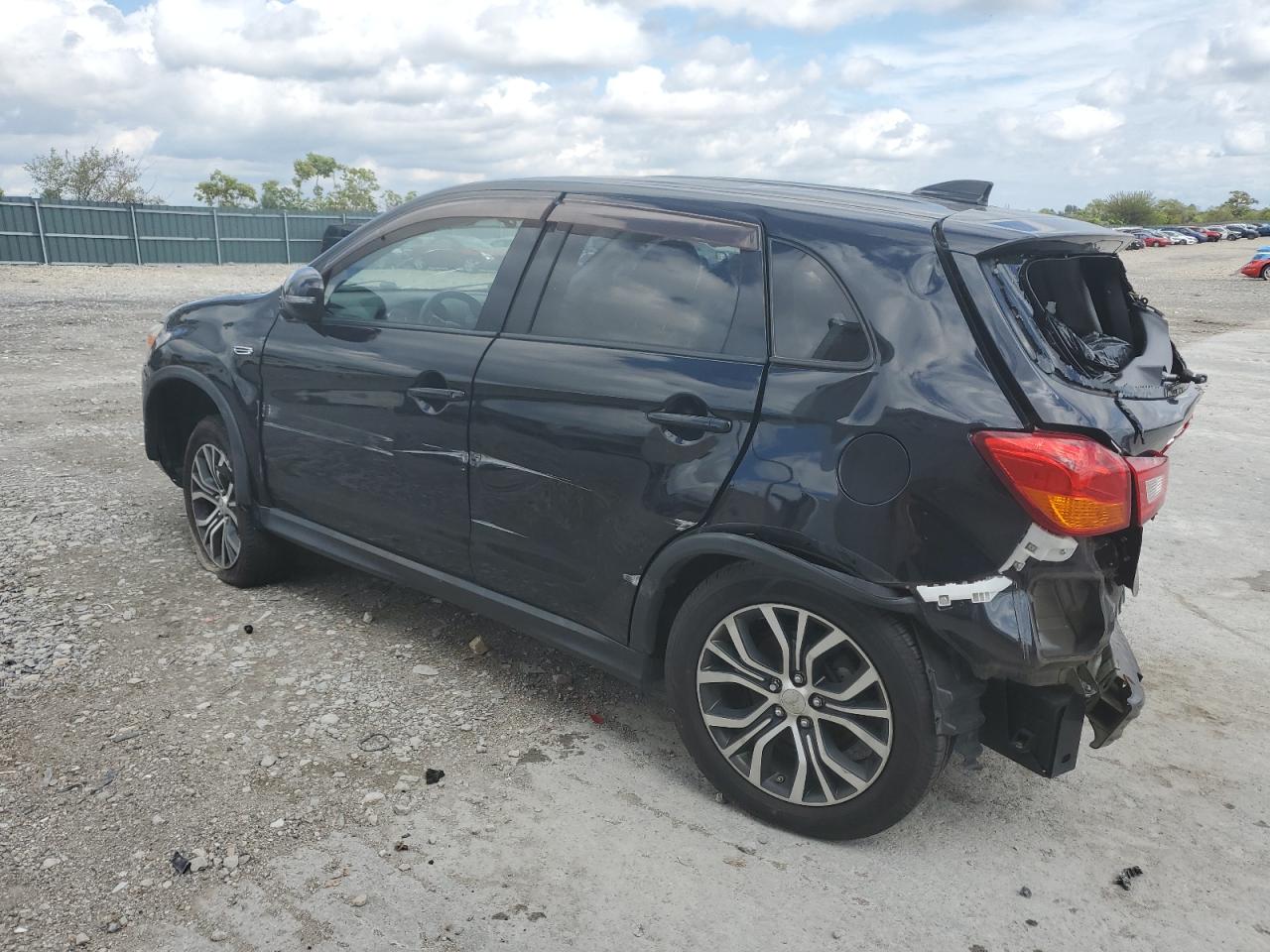 2017 MITSUBISHI OUTLANDER SPORT ES photo 2