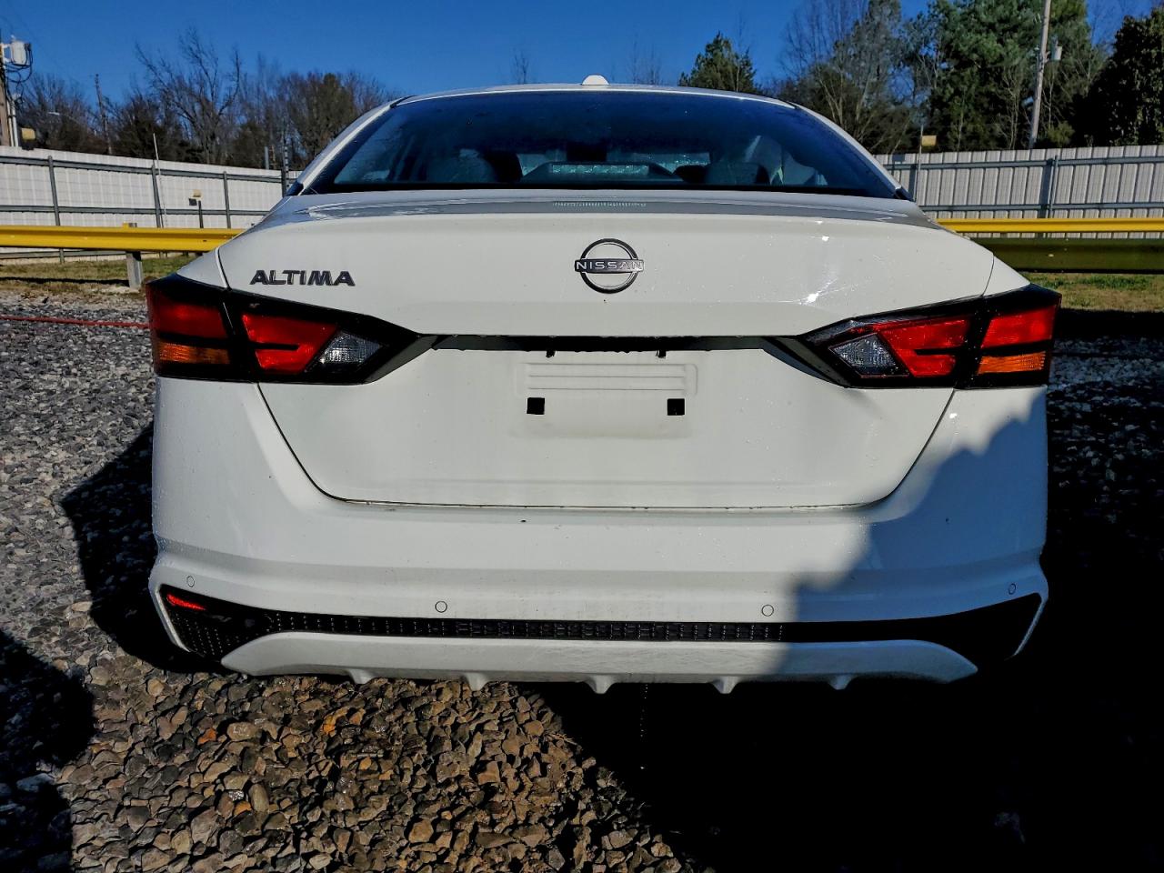 2025 NISSAN ALTIMA SV photo 6