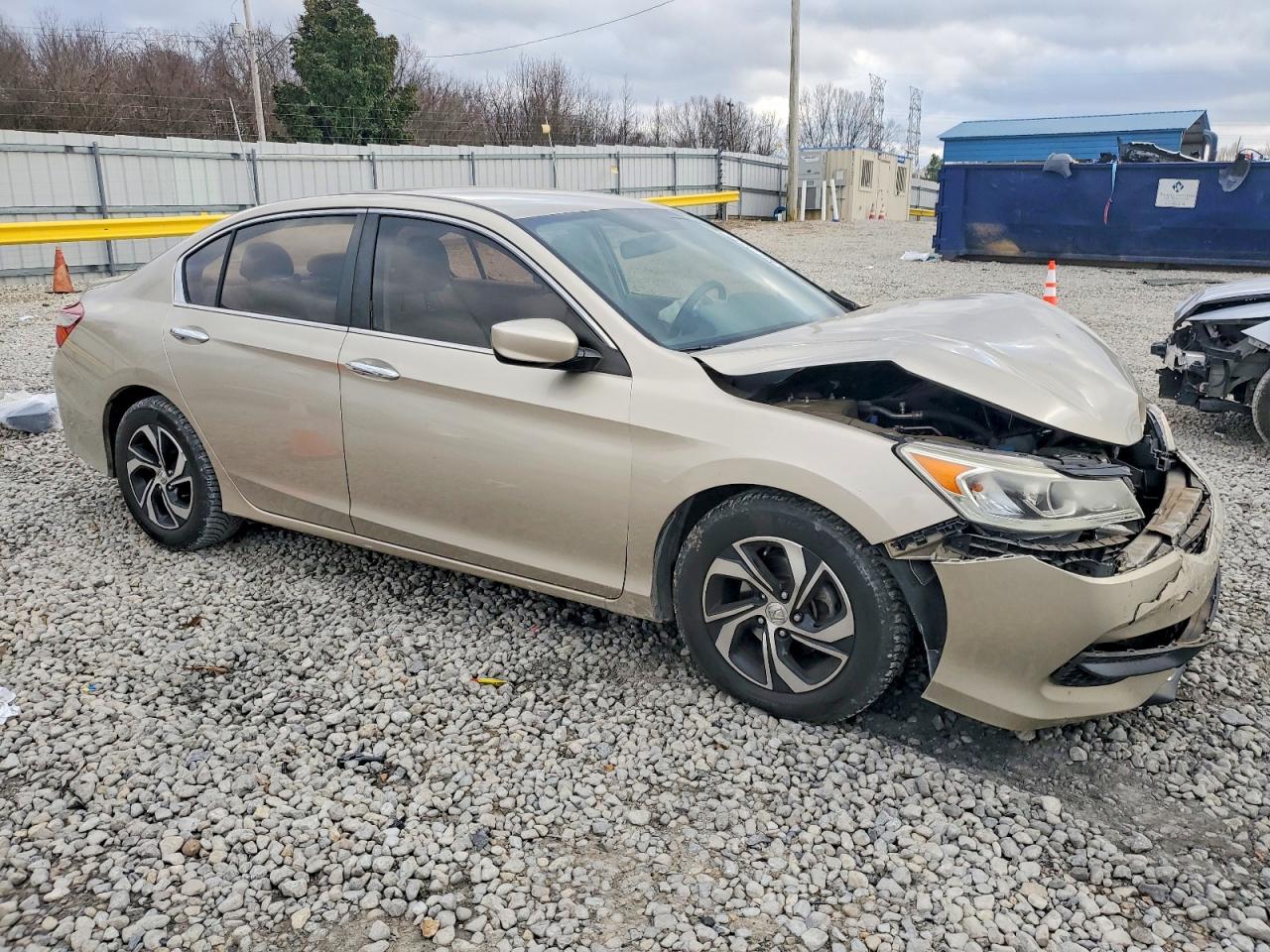 2016 HONDA ACCORD LX photo 4