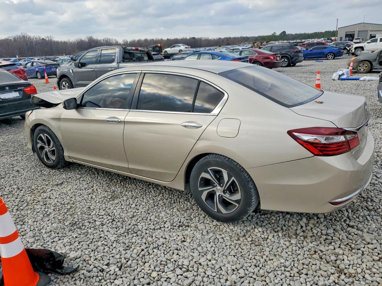 2016 HONDA ACCORD LX photo 2