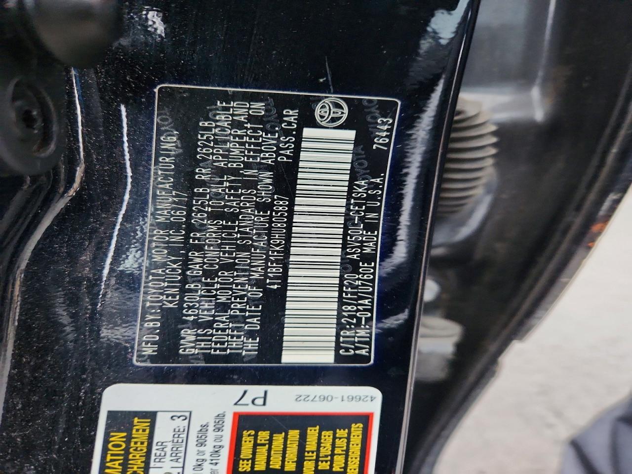 2017 TOYOTA CAMRY LE photo 12