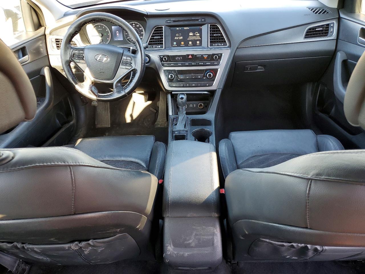 2017 HYUNDAI SONATA SPORT photo 8