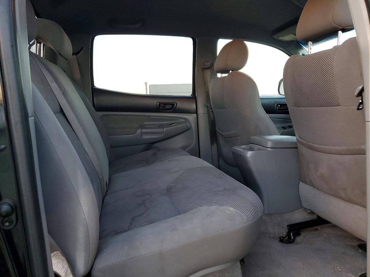2005 TOYOTA TACOMA PRERUNNER V6 photo 10