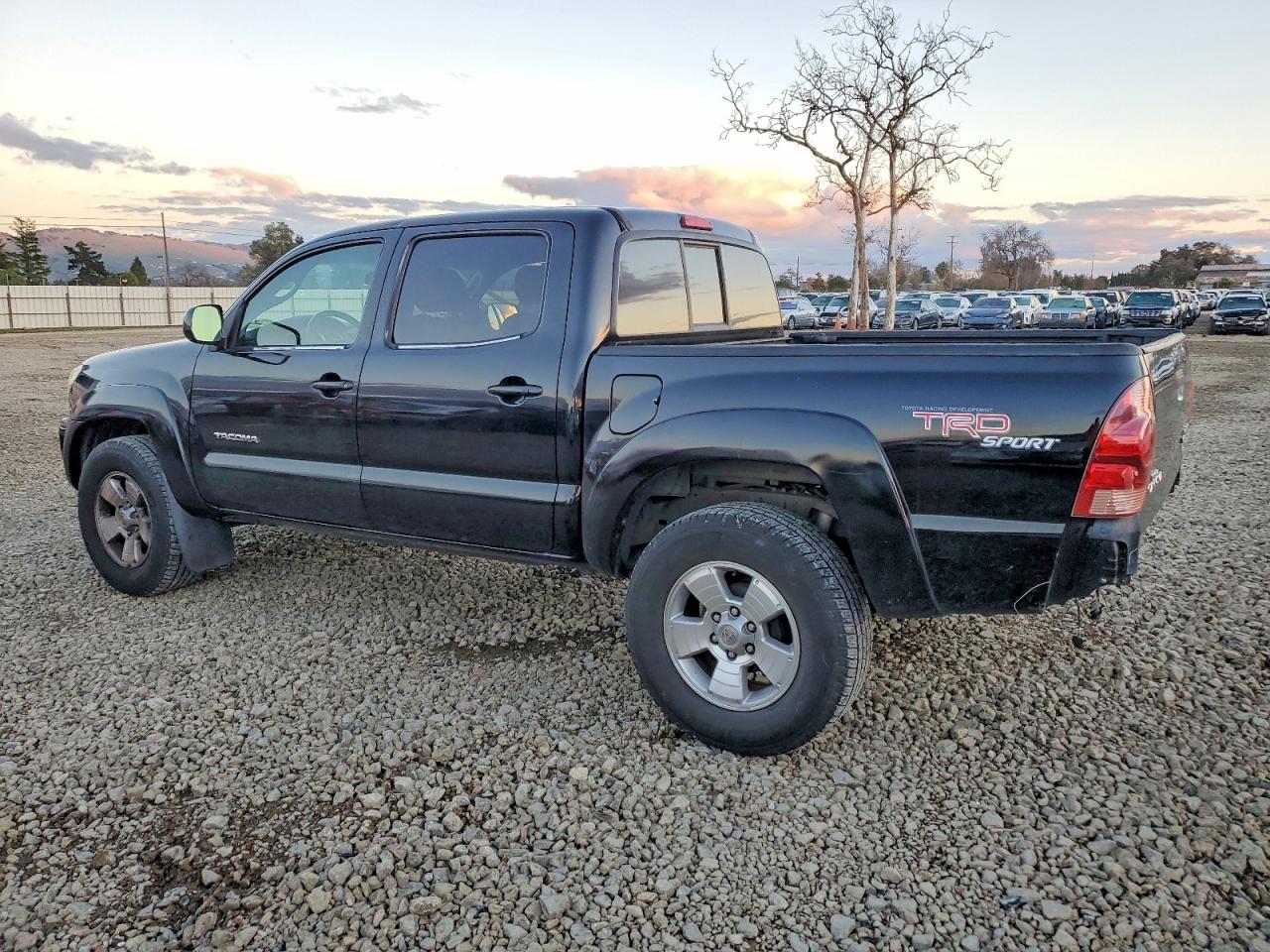 2005 TOYOTA TACOMA PRERUNNER V6 photo 2