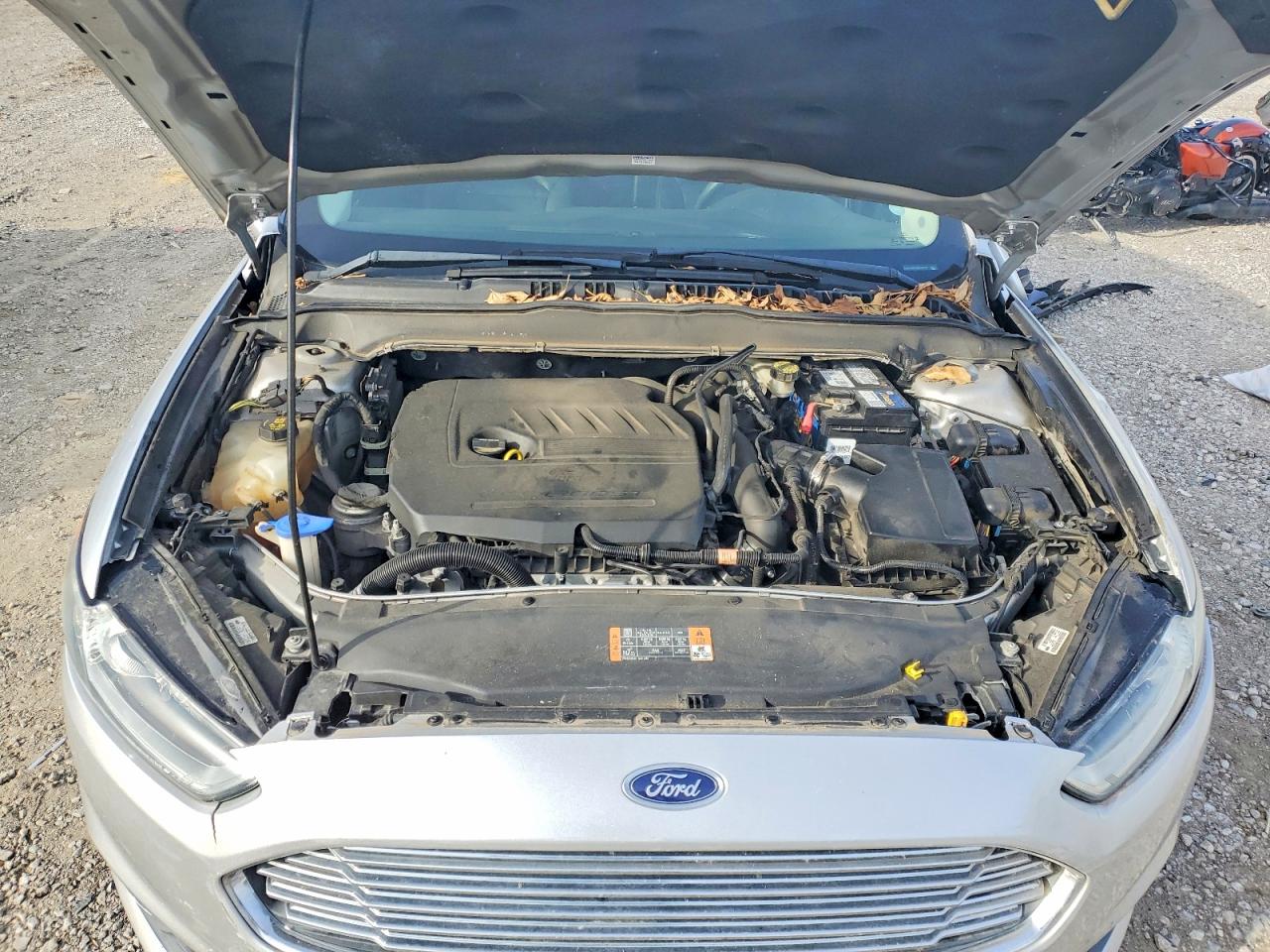 2014 FORD FUSION SE photo 31