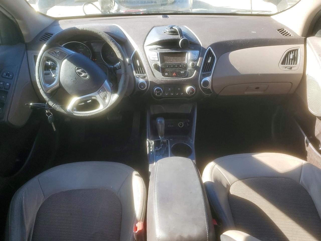 2012 HYUNDAI TUCSON GLS photo 8
