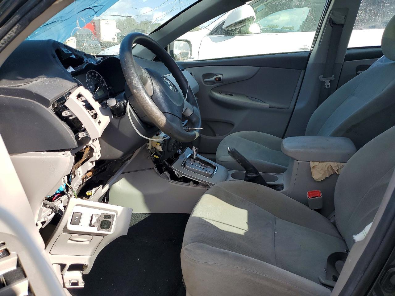 2012 TOYOTA COROLLA BASE photo 7