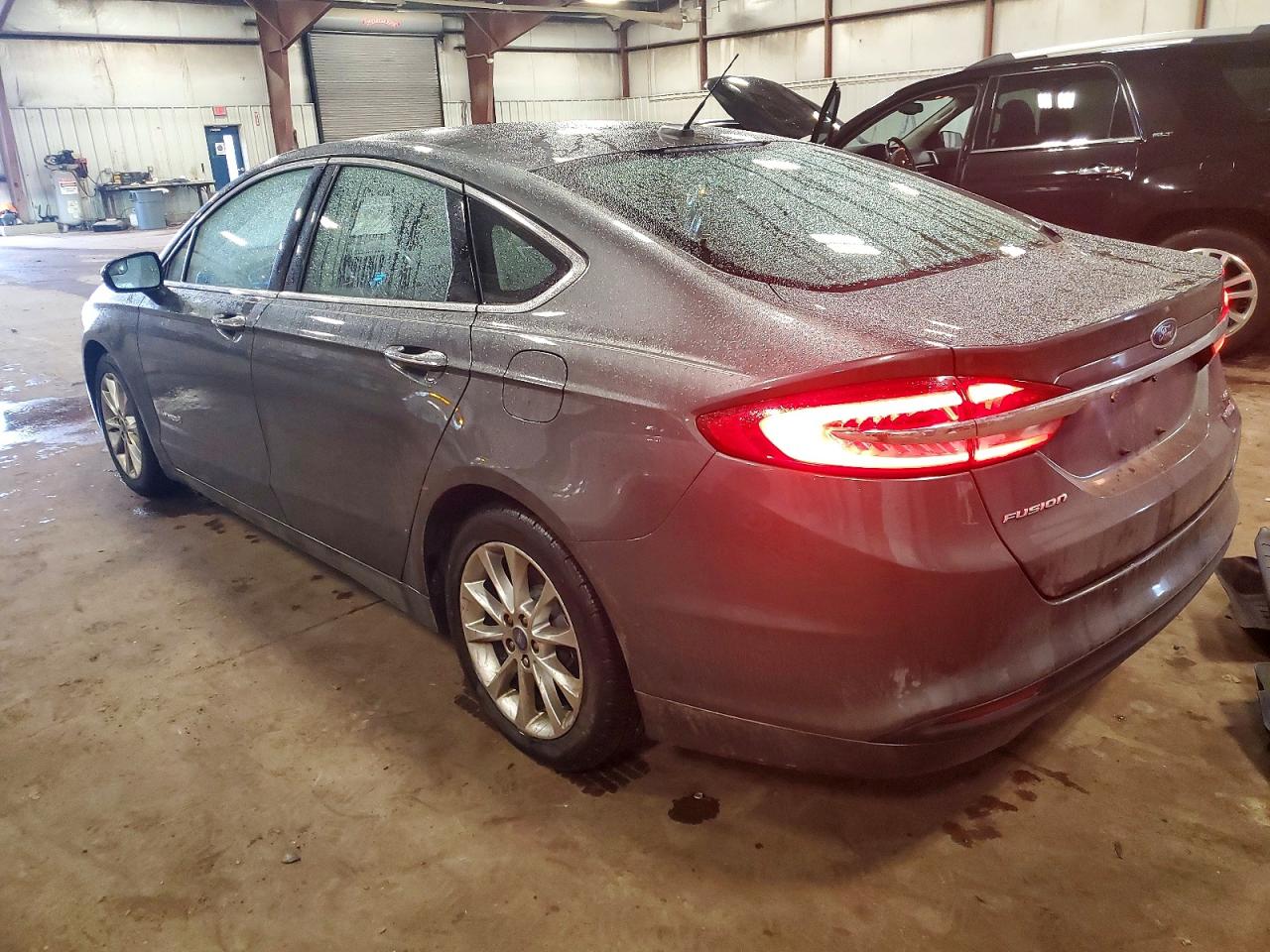 2017 FORD FUSION SE HYBRID photo 2