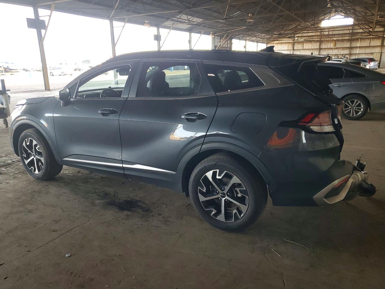 2023 KIA SPORTAGE EX photo 2
