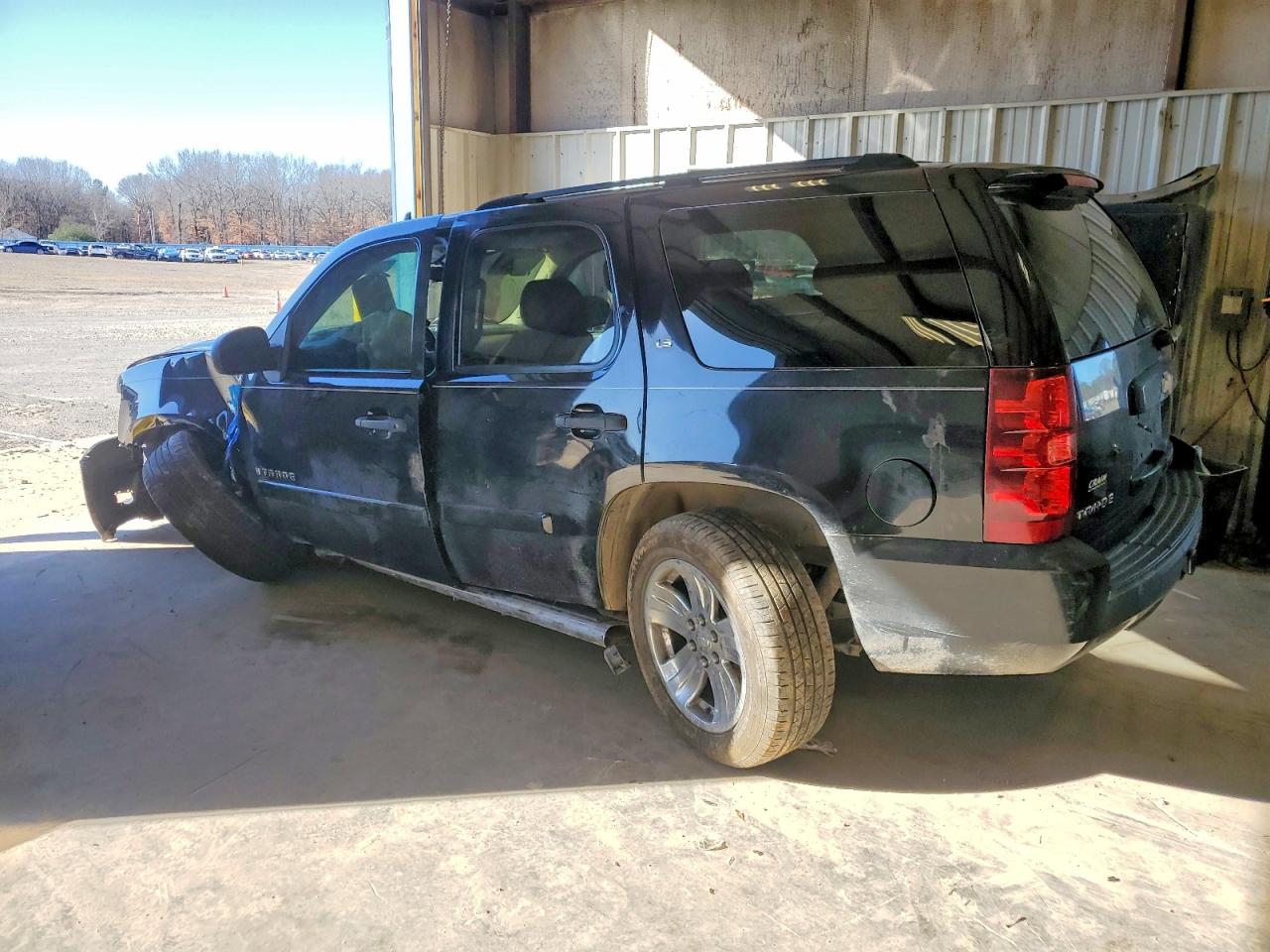 2007 CHEVROLET TAHOE C1500 photo 2