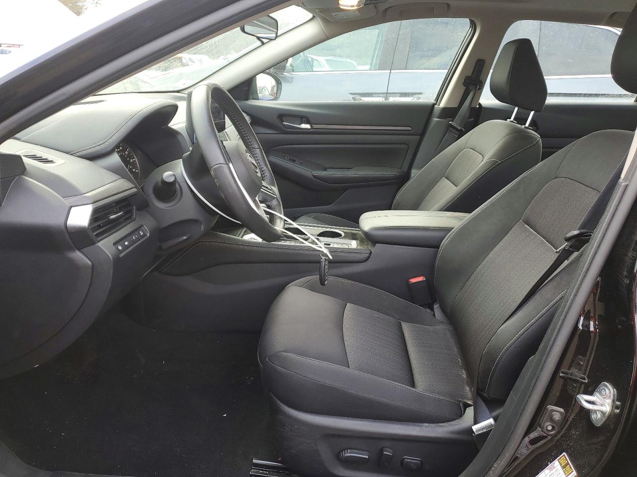 2024 NISSAN ALTIMA 2.5 SV photo 13