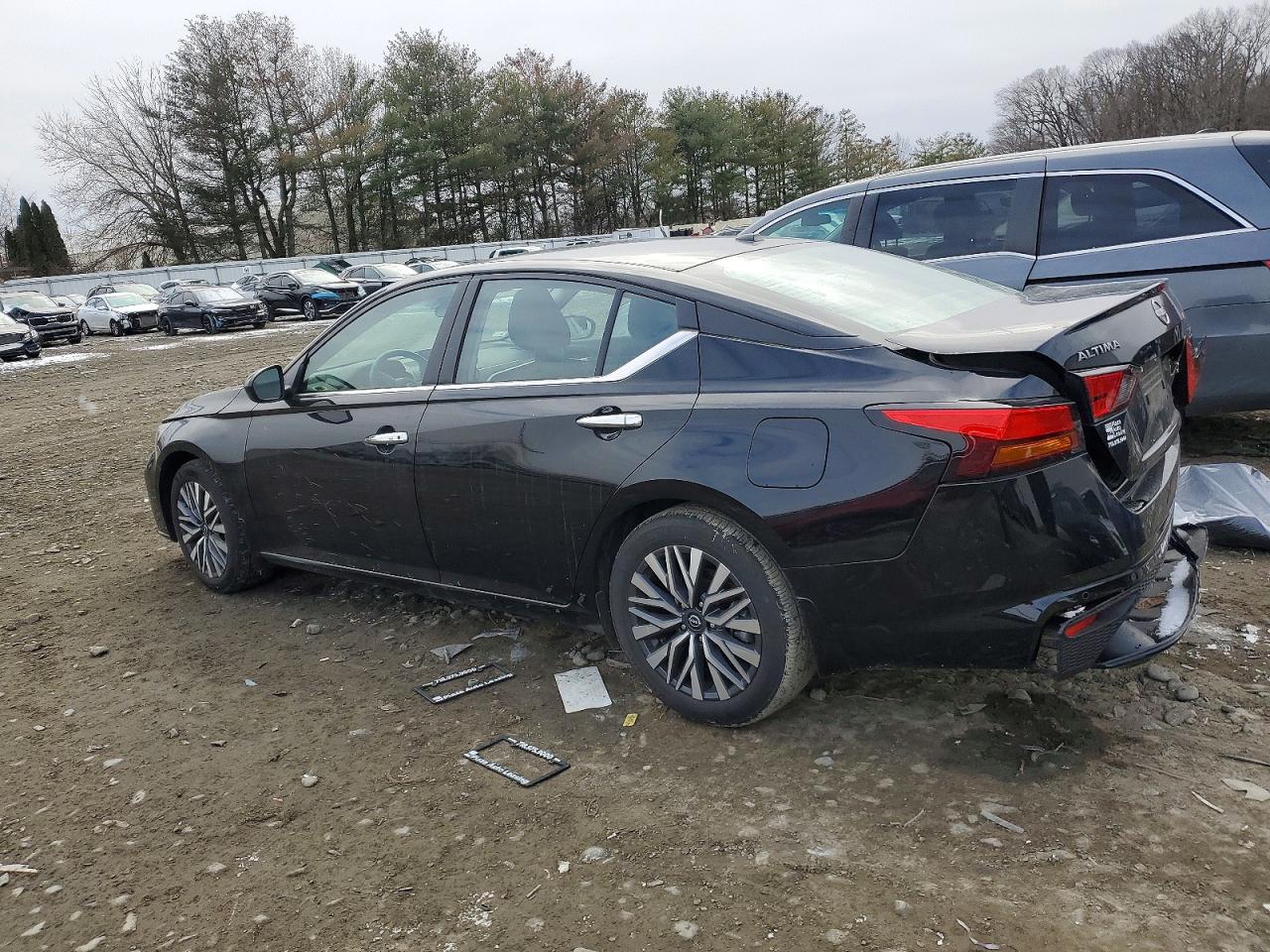 2024 NISSAN ALTIMA 2.5 SV photo 3