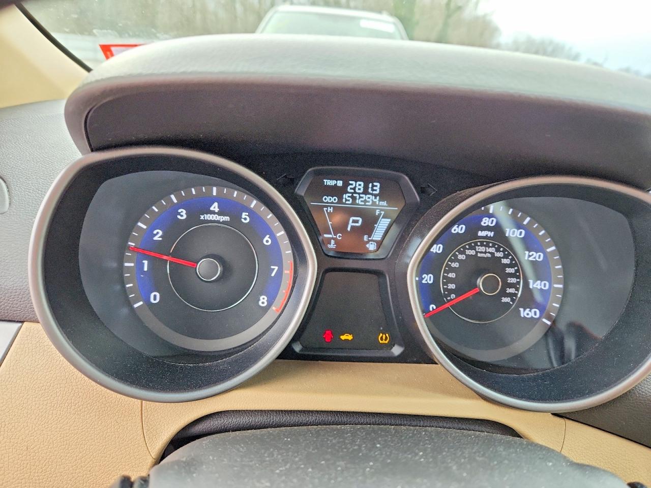2013 HYUNDAI ELANTRA GLS photo 9