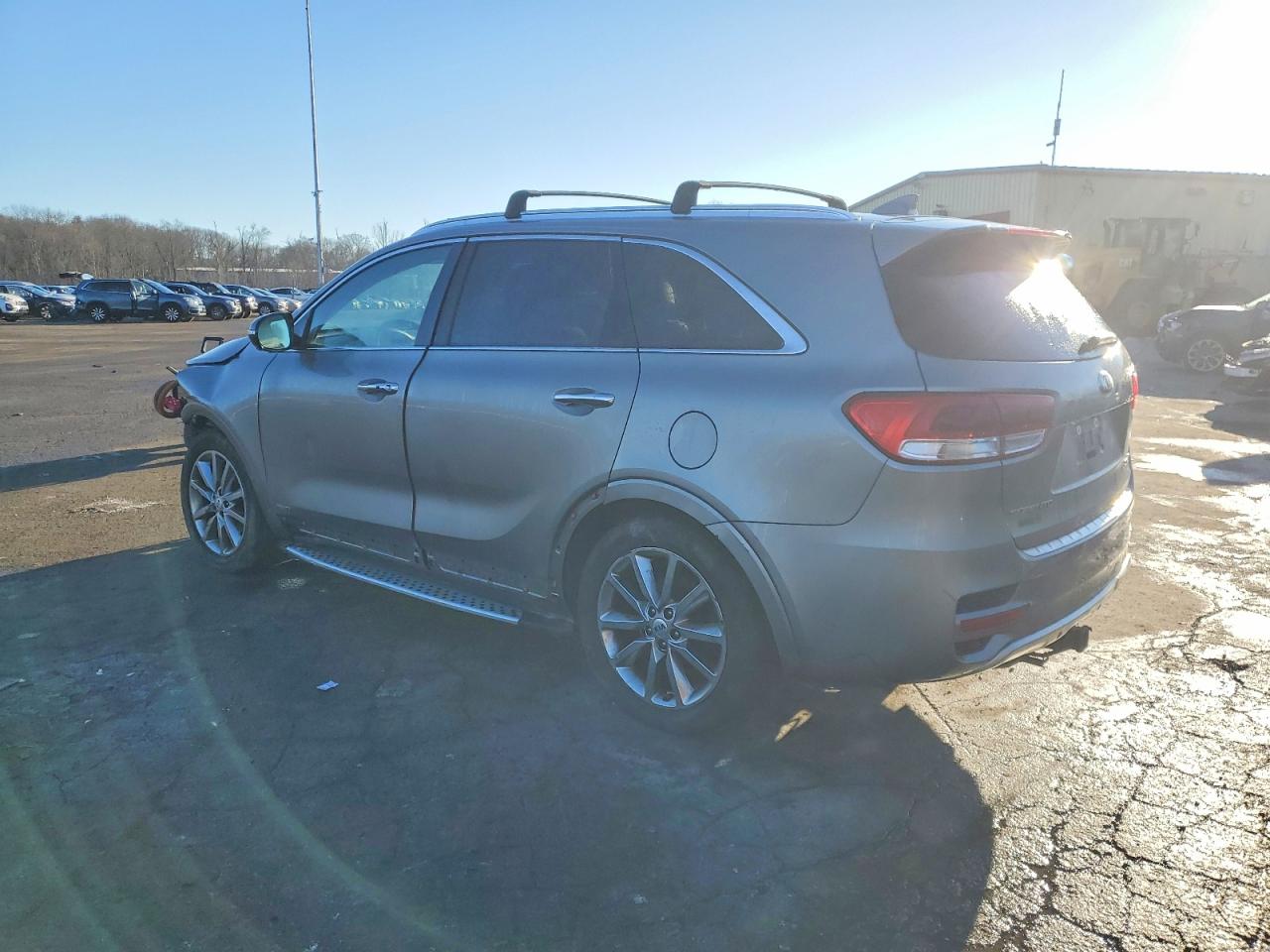 2017 KIA SORENTO photo 2