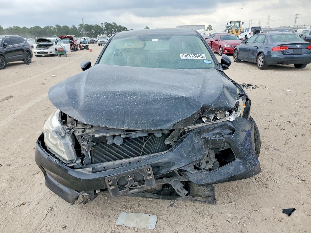 2017 HONDA ACCORD LX photo 5