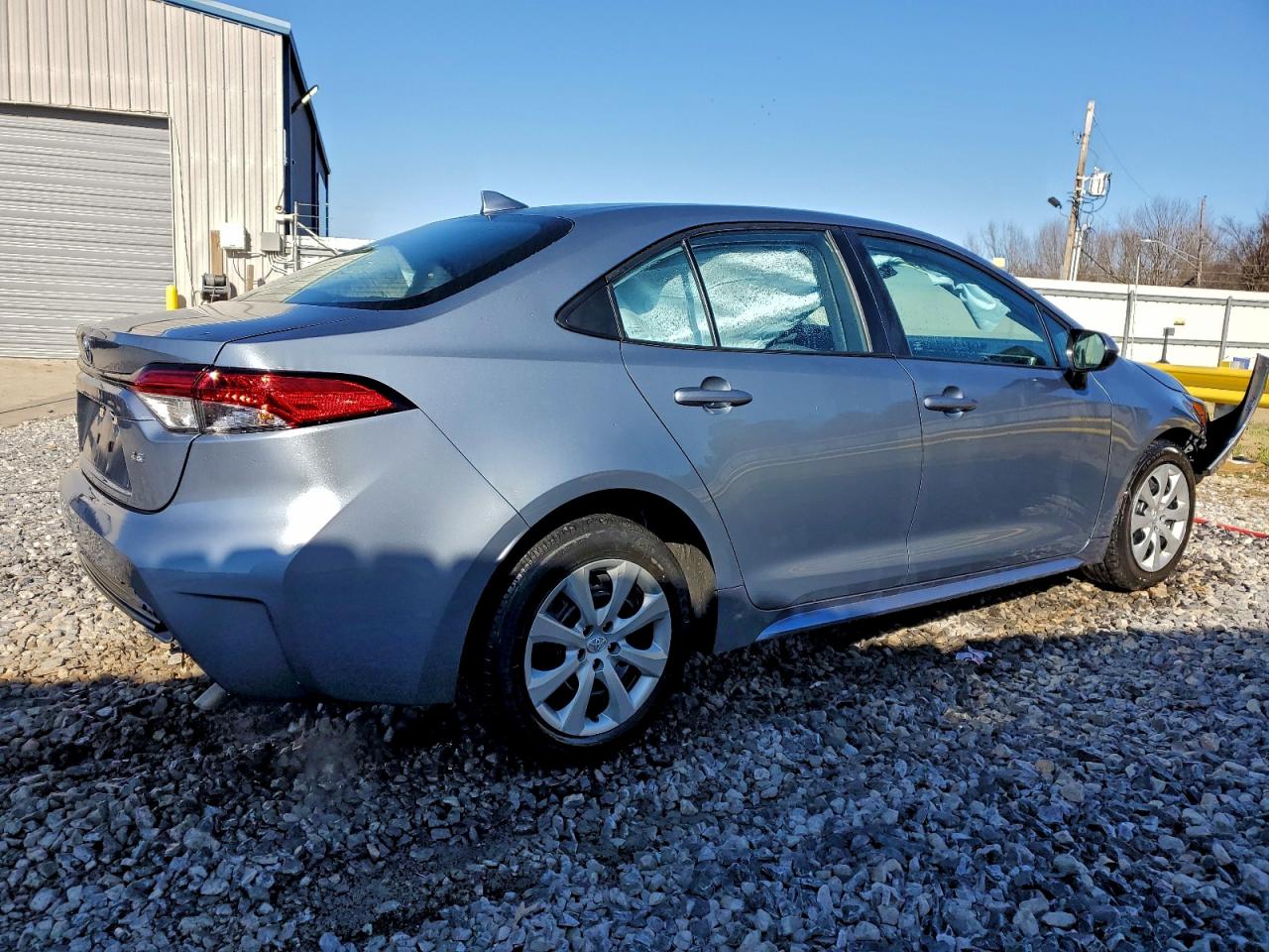 2023 TOYOTA COROLLA LE photo 3