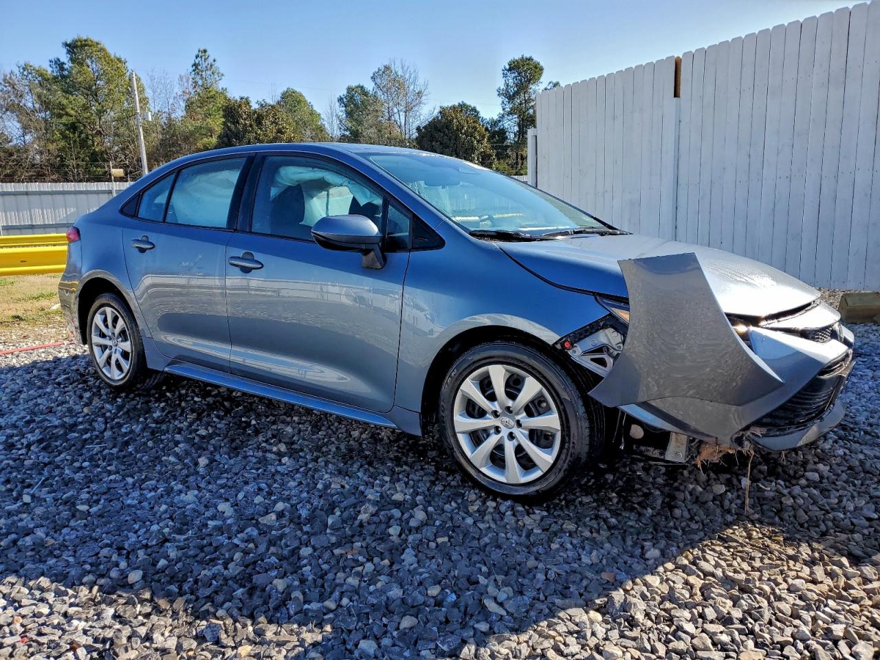 2023 TOYOTA COROLLA LE photo 4
