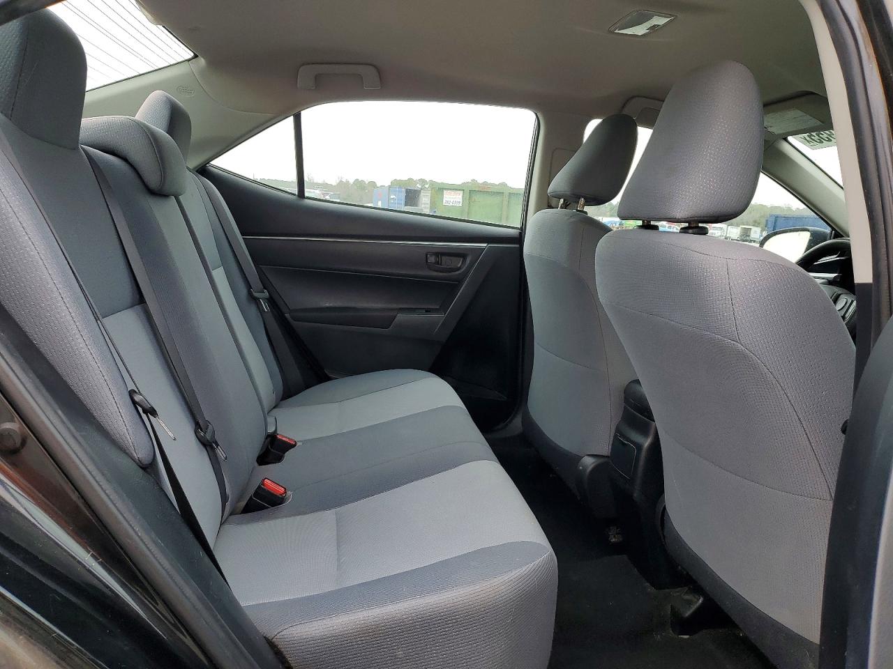2014 TOYOTA COROLLA L photo 28