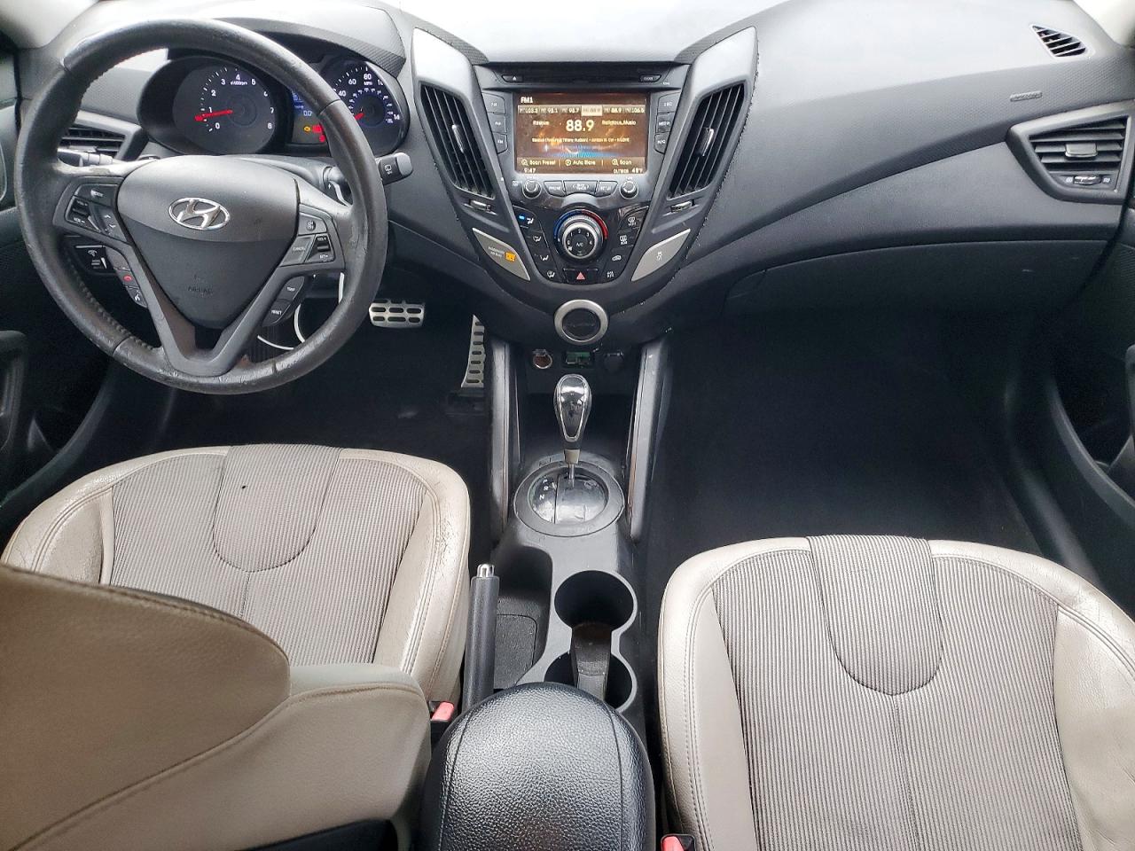 2012 HYUNDAI VELOSTER photo 8