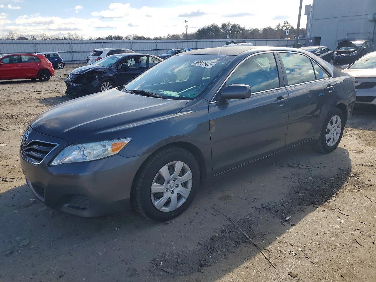 2011 TOYOTA CAMRY