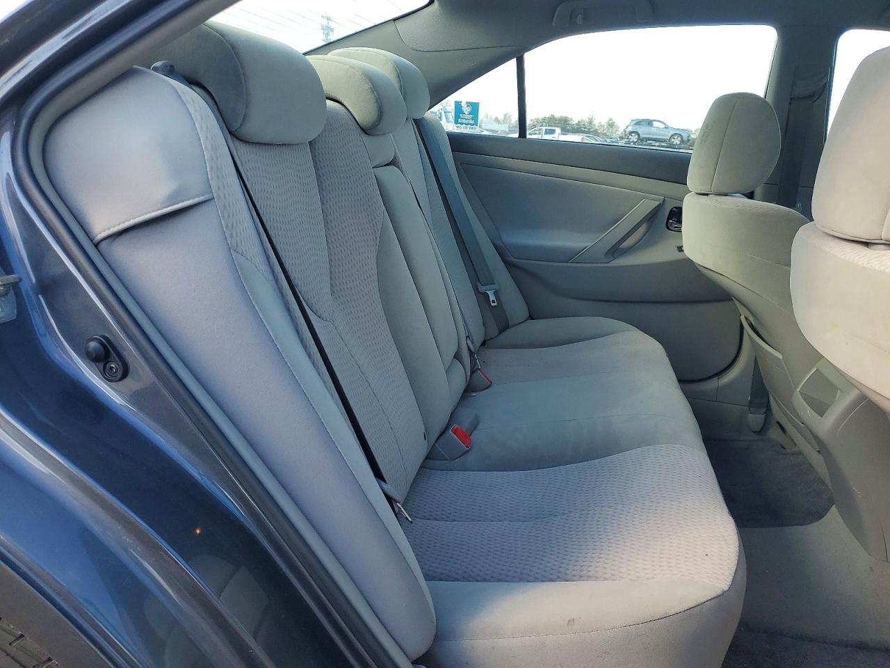 2011 TOYOTA CAMRY BASE photo 10