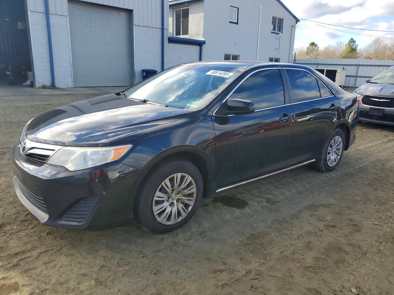 2014 TOYOTA CAMRY