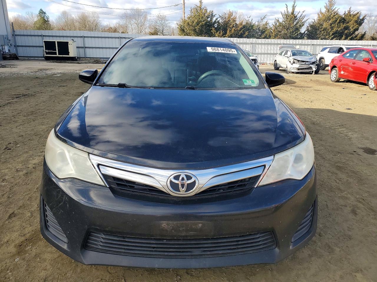2014 TOYOTA CAMRY L photo 5