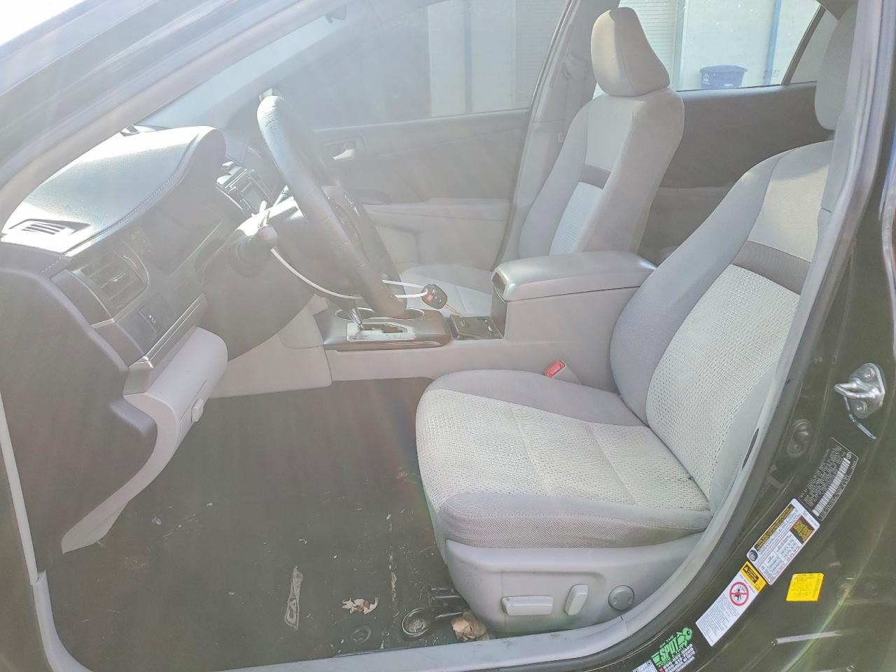 2014 TOYOTA CAMRY L photo 7