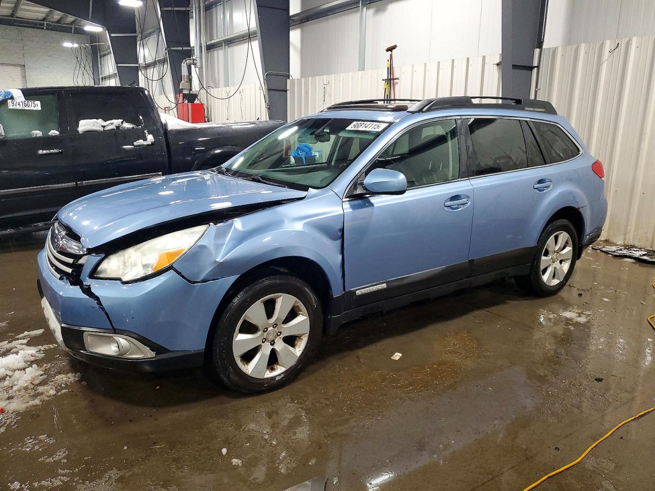 2010 SUBARU OUTBACK